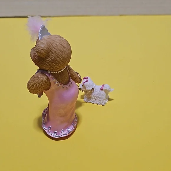 Cherished Teddies: Julia Bearon Gloria Growlette. Charter Member 2000 Figurine. - Picture 5 of 11